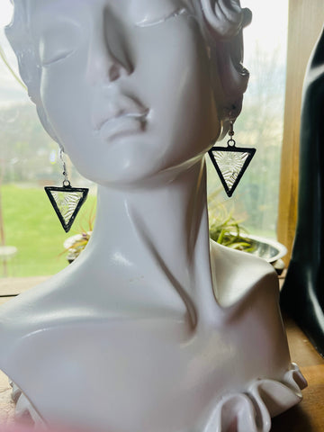 1” Clear Florentine Glass Triangle Earrings